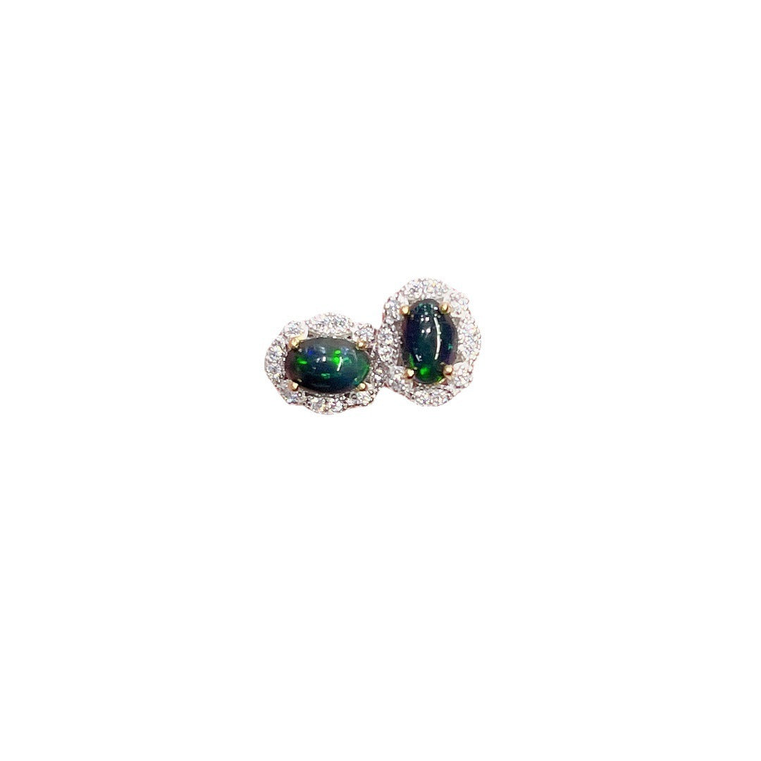 925 Silver Women's Fashion Simple Stud Earrings