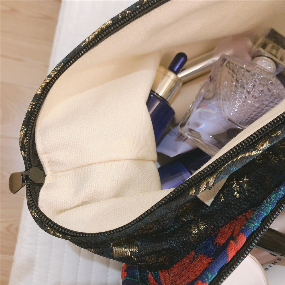 Floral Women's Polyester Zipper Travel Storage Makeup Bag