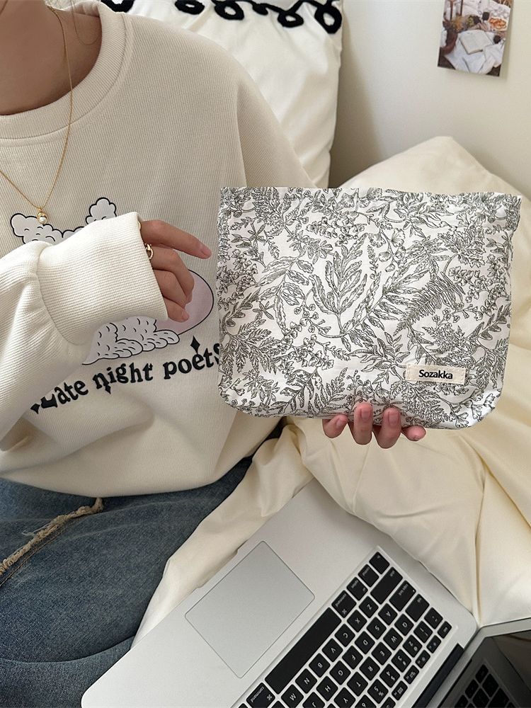 Vintage Floral Cotton Large Capacity Cosmetic Bag