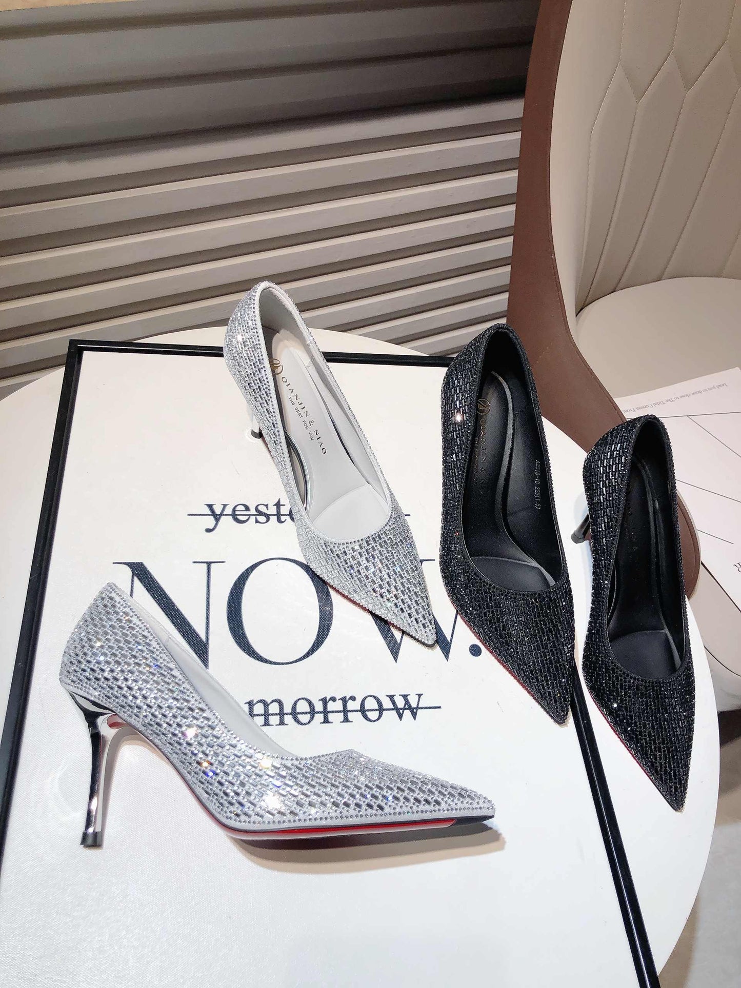 Pointed Stiletto Heel Silver High Heel Banquet Wedding Shoes