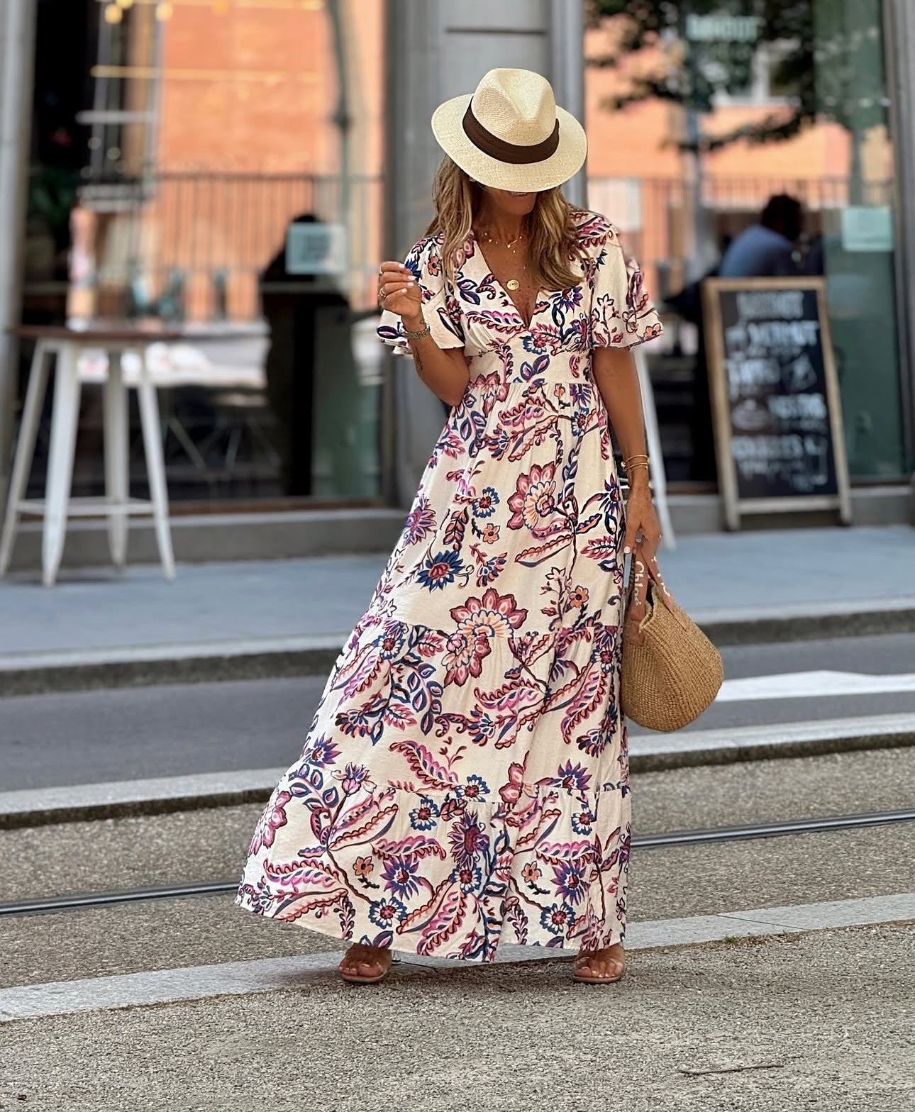 V-neck Waist Trimming Printing Ruffled Short Sleeves Dress