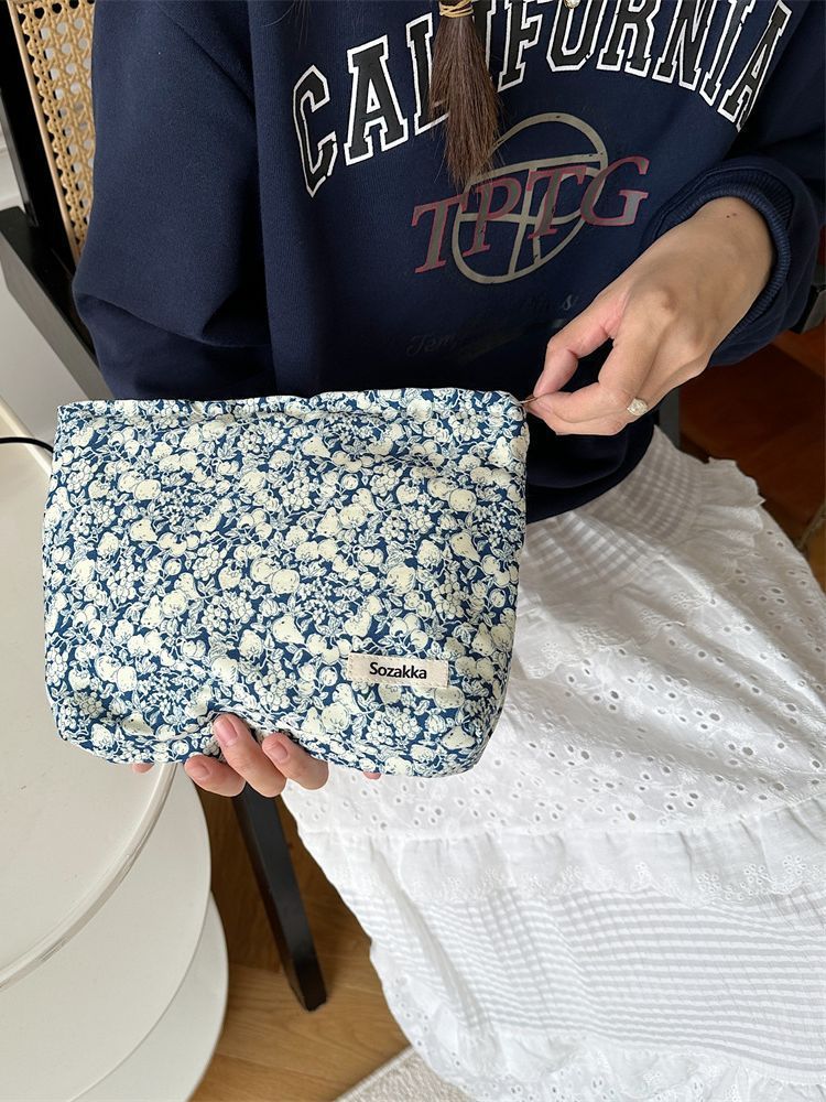 Vintage Floral Cotton Large Capacity Cosmetic Bag