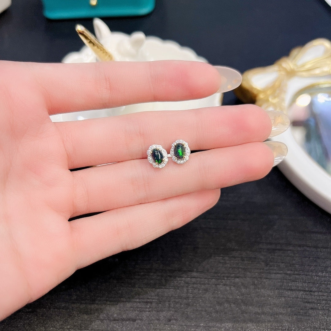 925 Silver Women's Fashion Simple Stud Earrings
