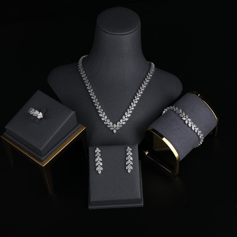 Zircon 4-piece Set Lucky Dinner Ceremony Wedding Accessories