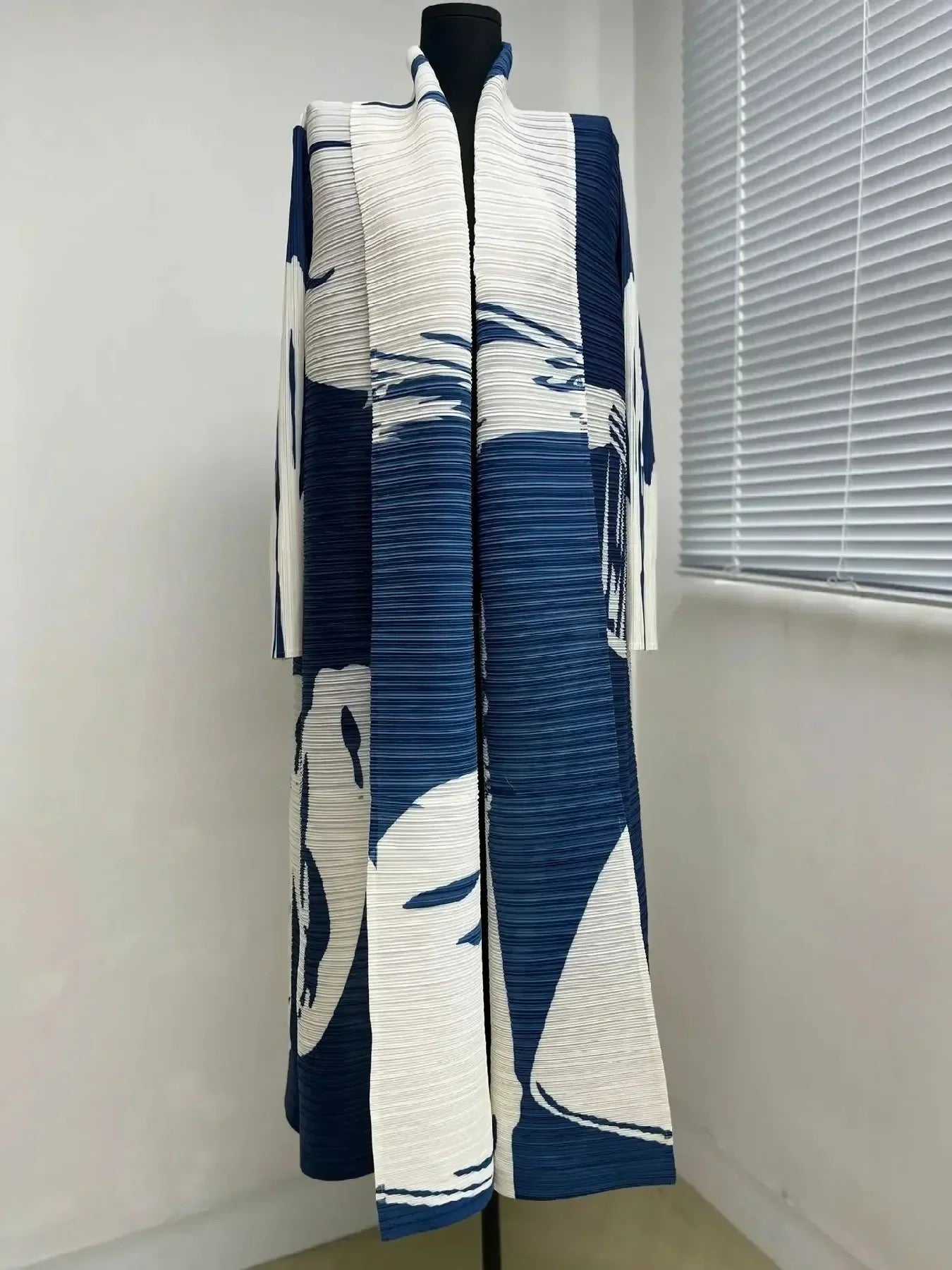 Versatile Trench Coat Cloak Printing