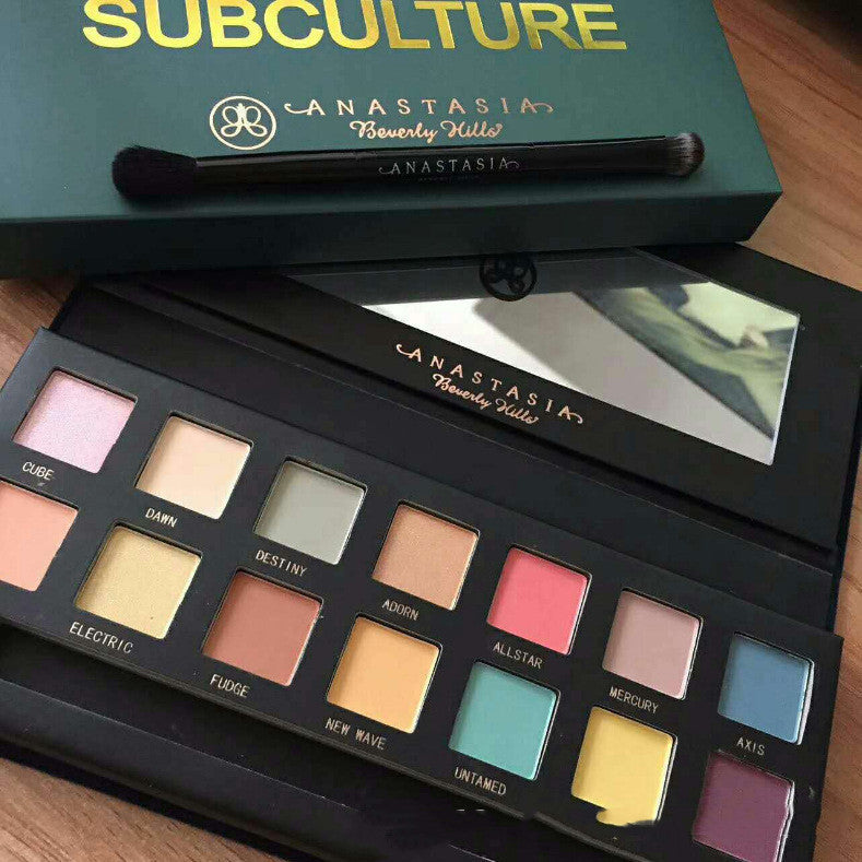 14 Color Eye Shadow Yellow Powder Purple Black Velvet  Makeup Palette