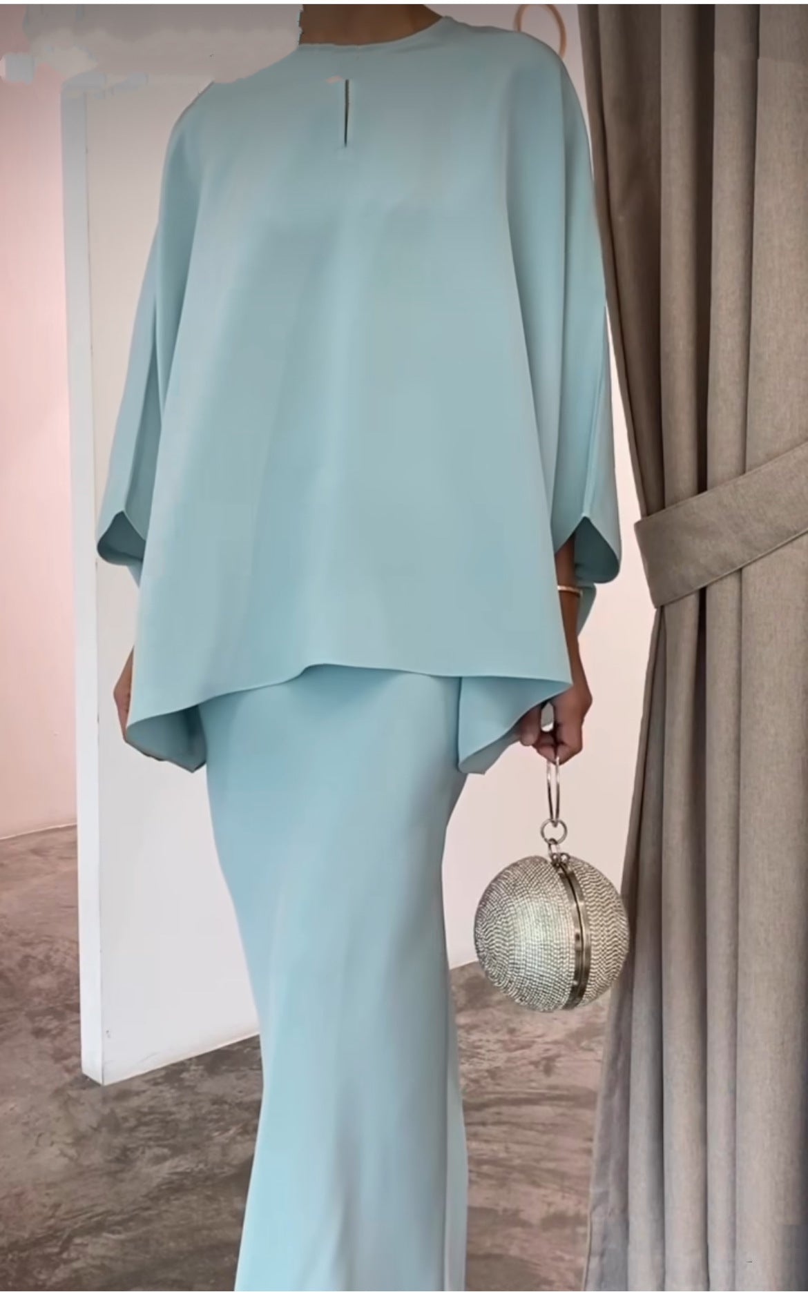 Women's Middle East Pearl Mop Dress Suit